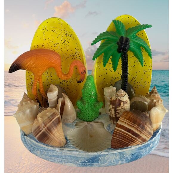 Vintage Beach 1950s Kitschy MCM Shells-Flamingo 8" x 6" TV Sculpture NOT a Lamp - Picture 1 of 6